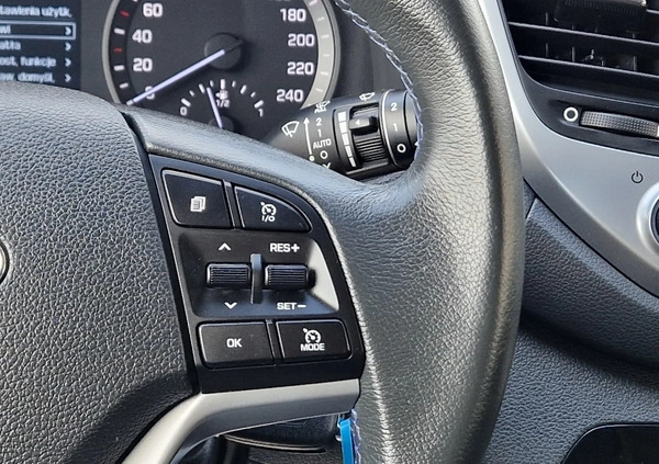 Hyundai Tucson cena 78900 przebieg: 121000, rok produkcji 2018 z Sucha Beskidzka małe 742
